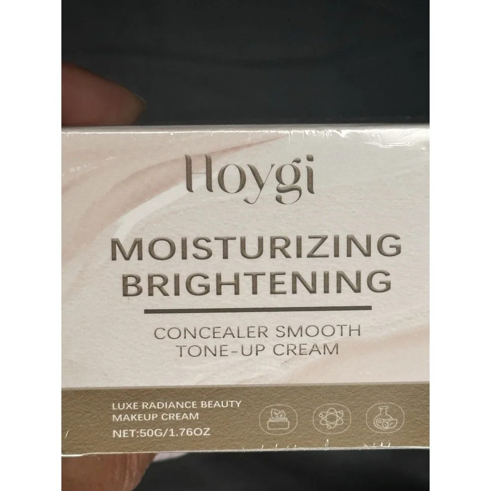 HOYGI- Moisturizing Brightening- Concealer Smooth Tone - Up Cream